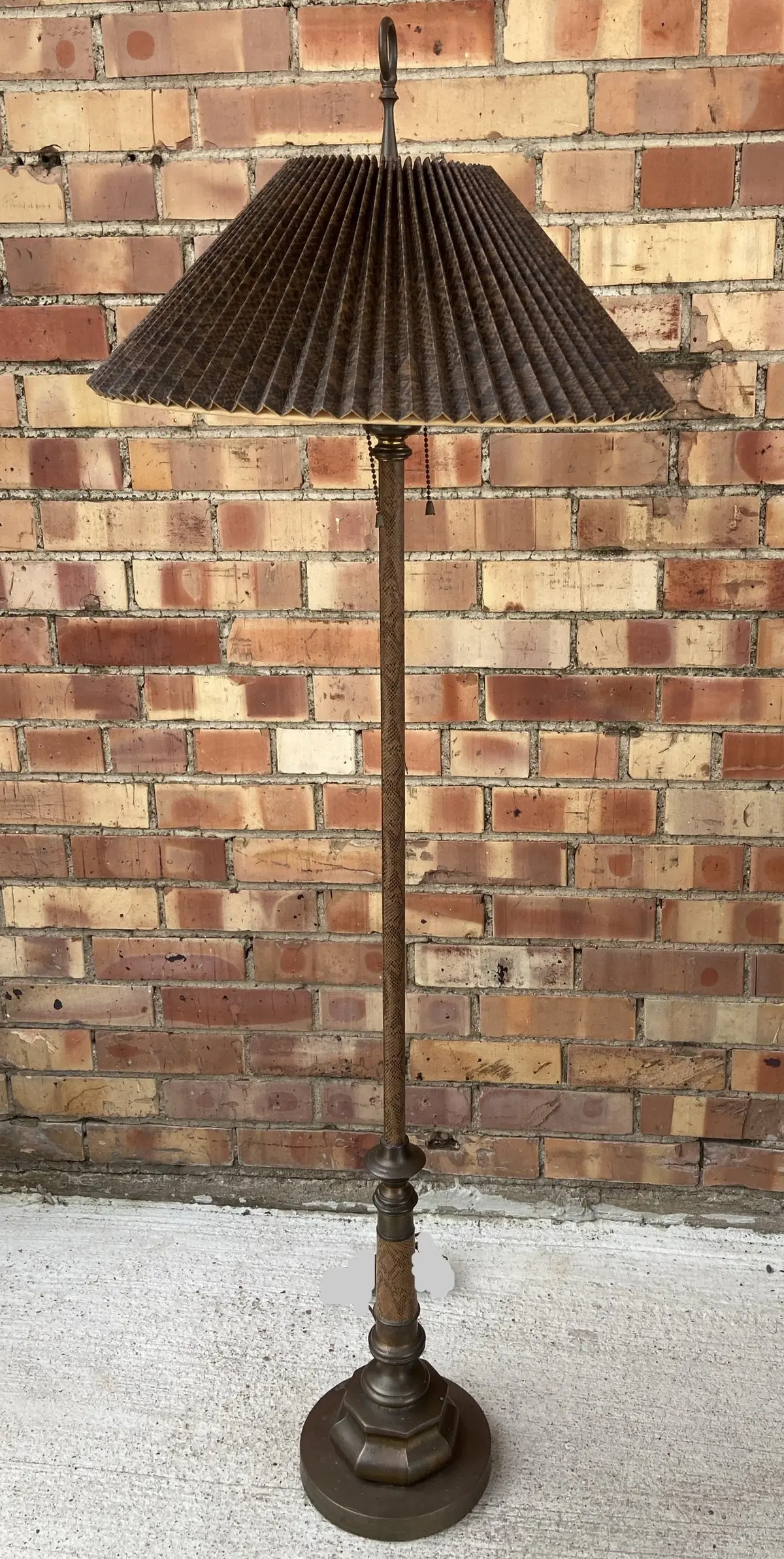 Snakeskin Floor Lamp With Shade 1