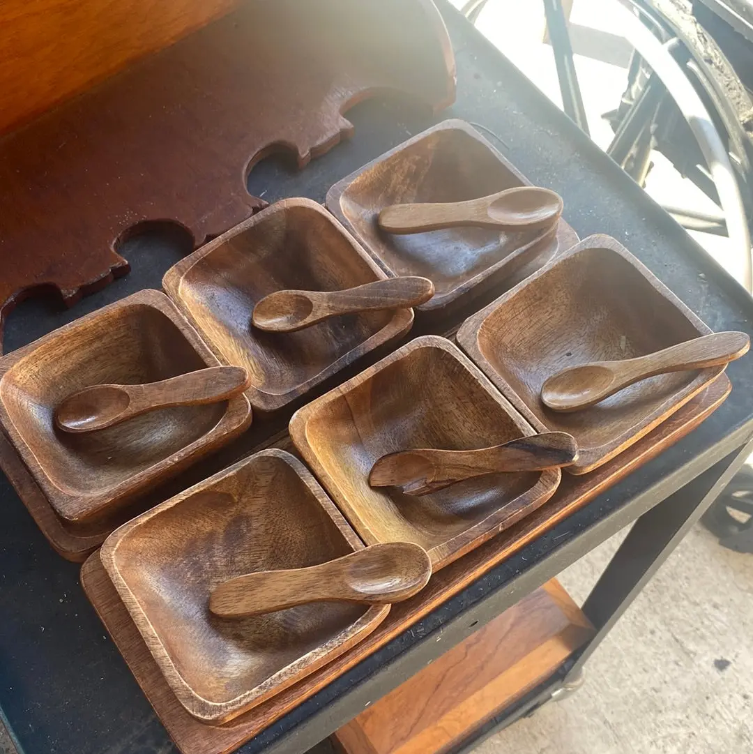 Set Of Wood Dishes And Spoons 1