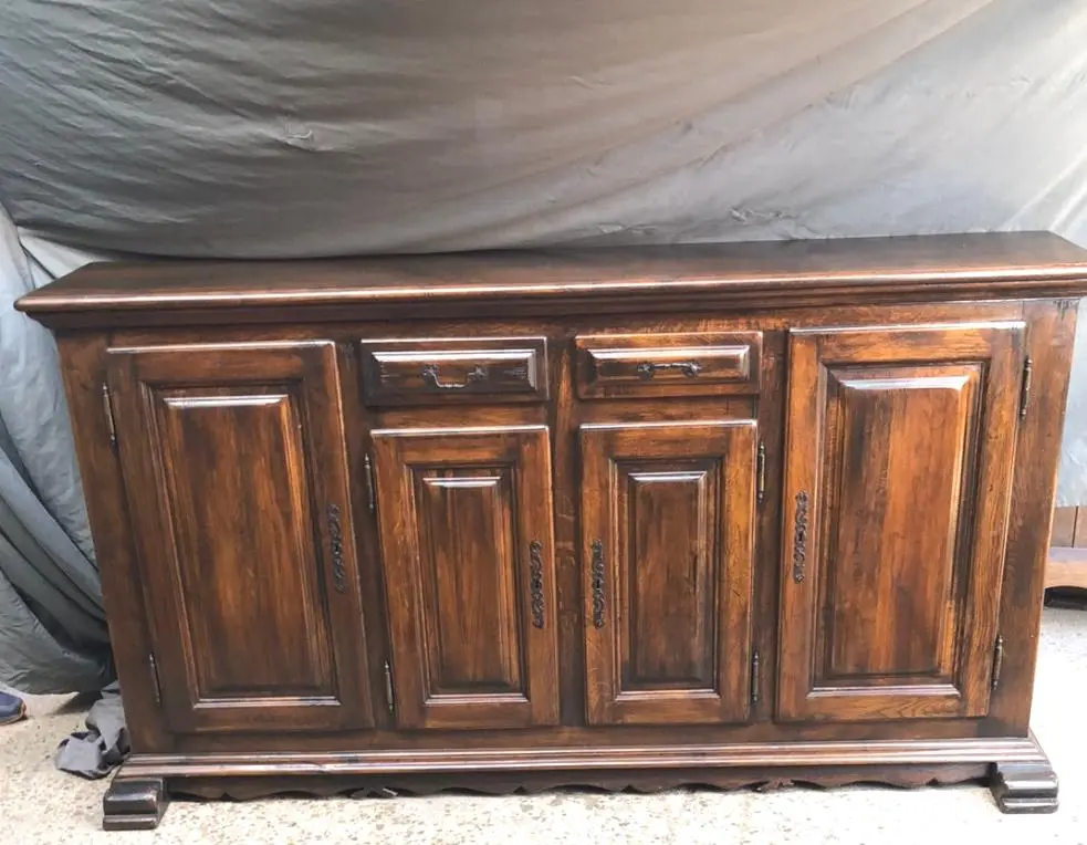 Shallow Oak Server With Square Panels 1