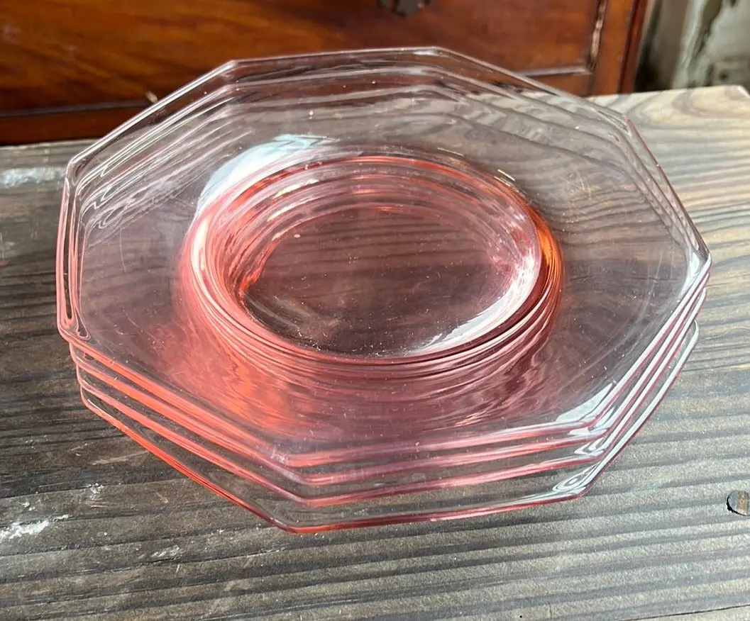 Set Of 4 Pink Depression Glass Octagonal Plates 1