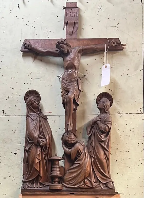 Large Oak Wall Crucifixtion 1