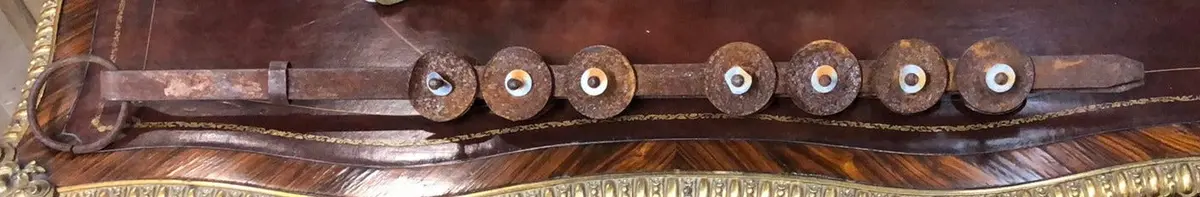 Long Rusty Bells For Sleigh 1
