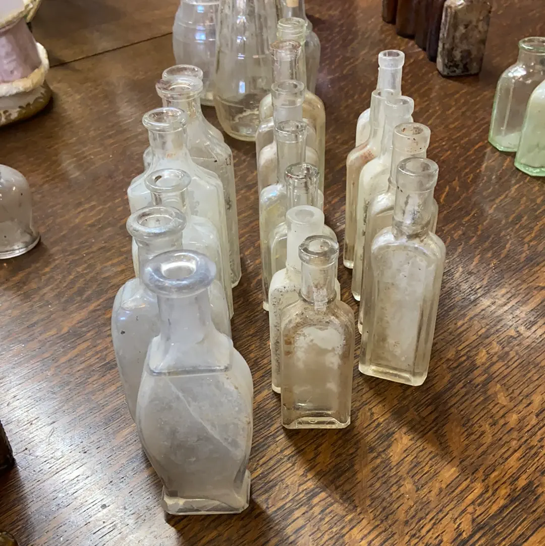 Flat Druggist Bottle 1