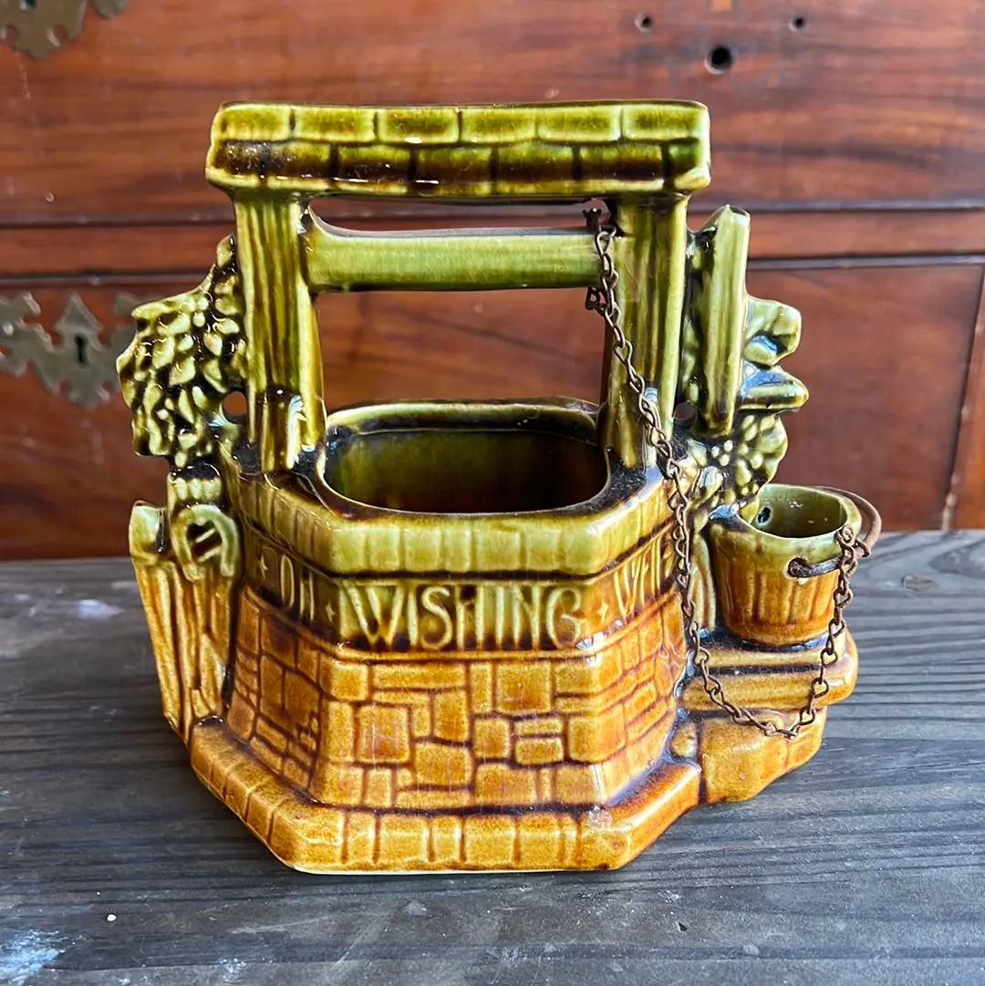 Mccoy Wishing Well Planter 1