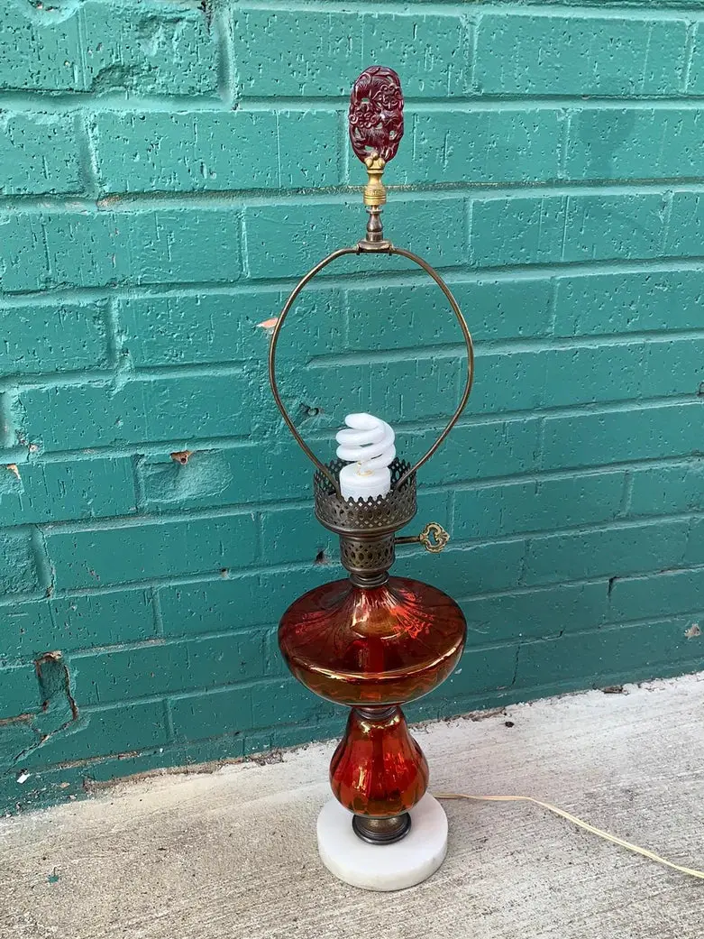 Ruby And Gold Glass Table Lamp With Marble Base 1