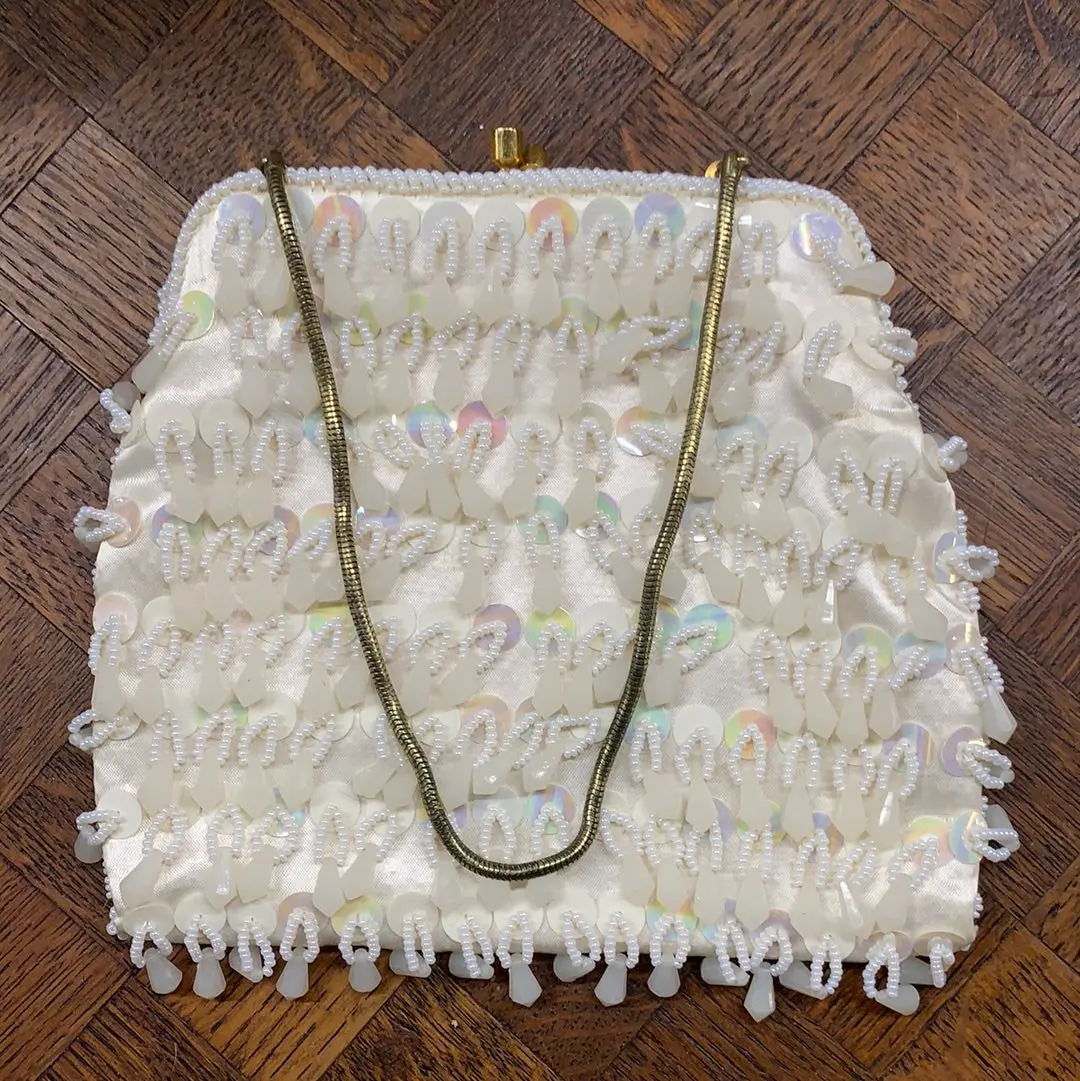 White Beaded Evening Purse With Chain 1
