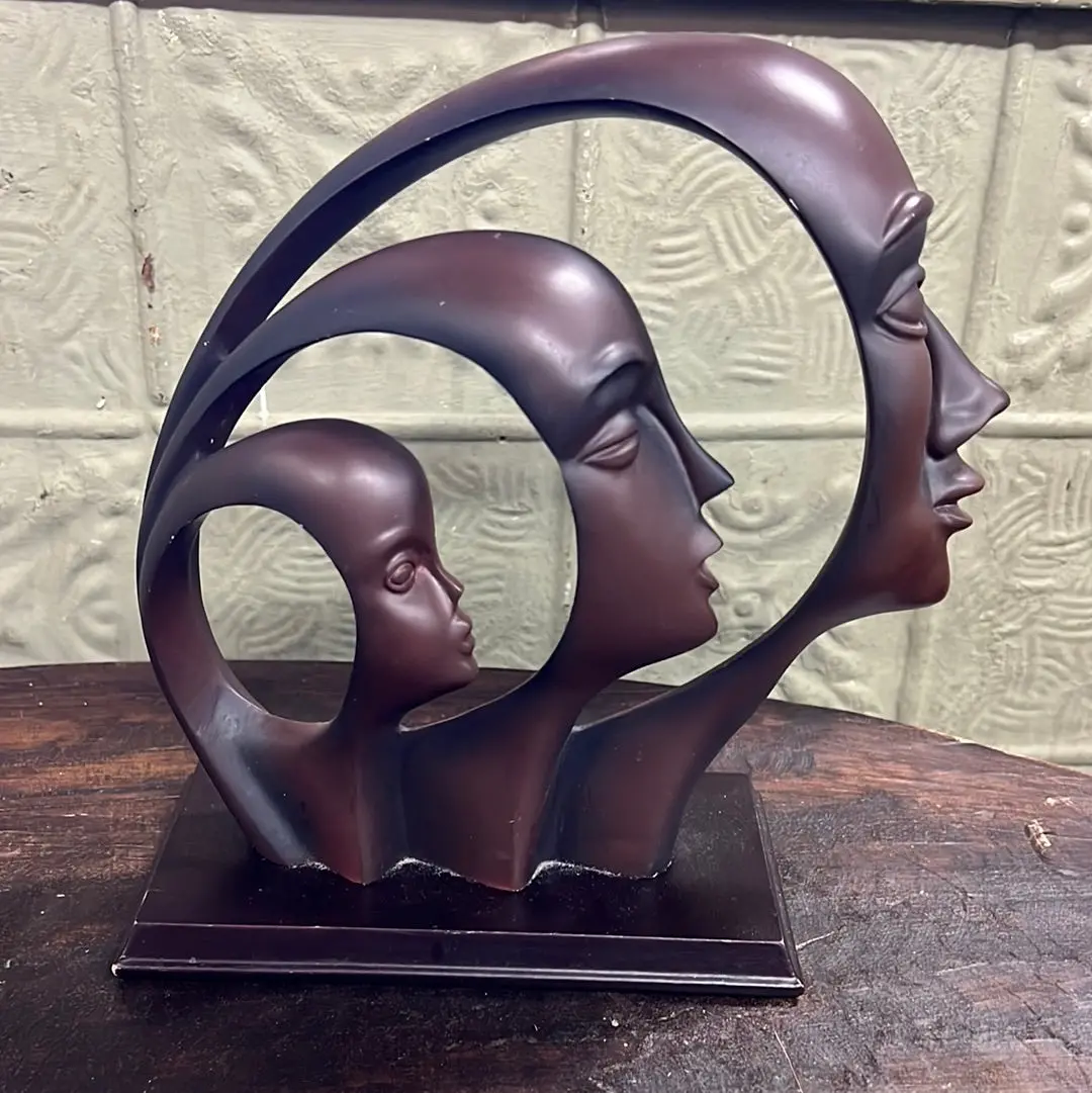 3 Face Aging Sculpture - Not Old 1