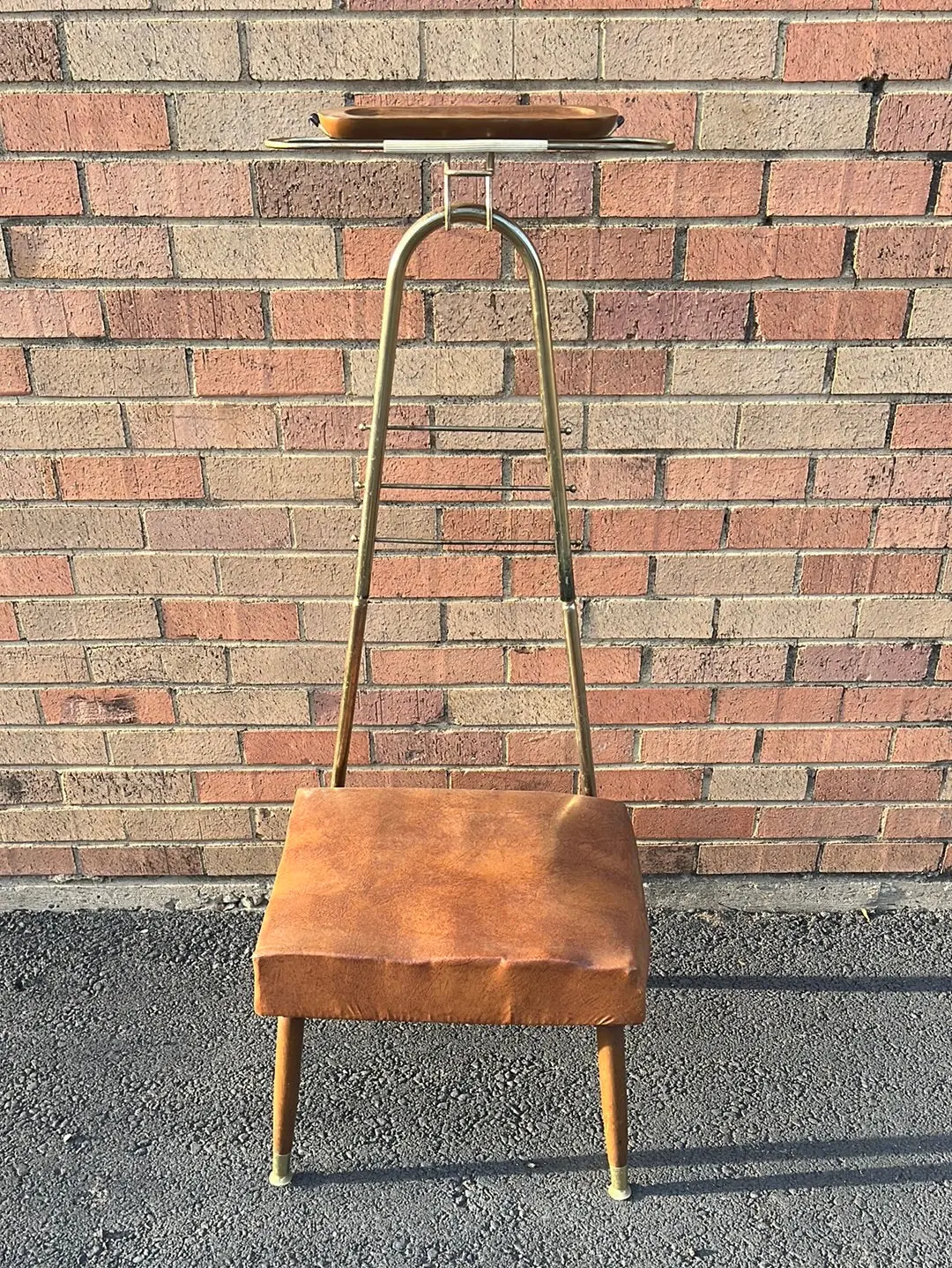 Vintage Butler’S Valet Chair With Vinyl Seat 1