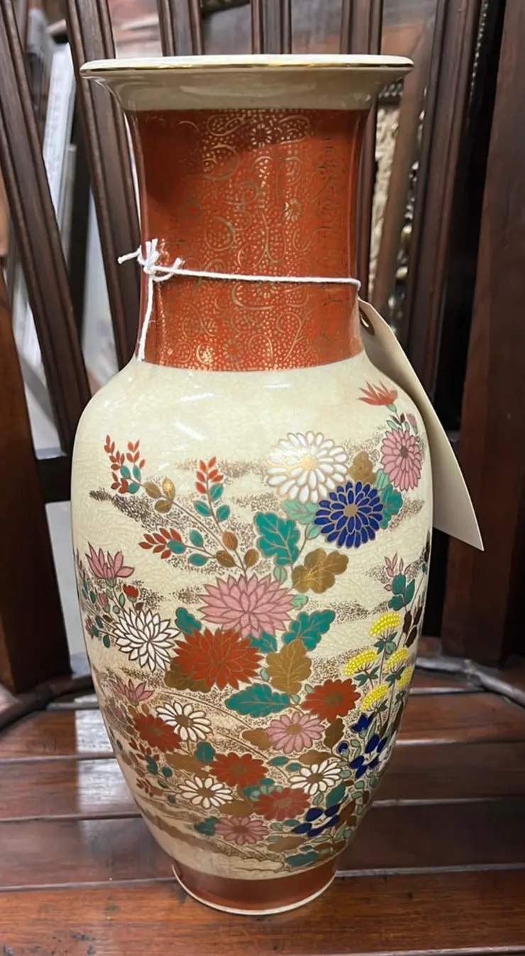 Japanese Painted Vase 1