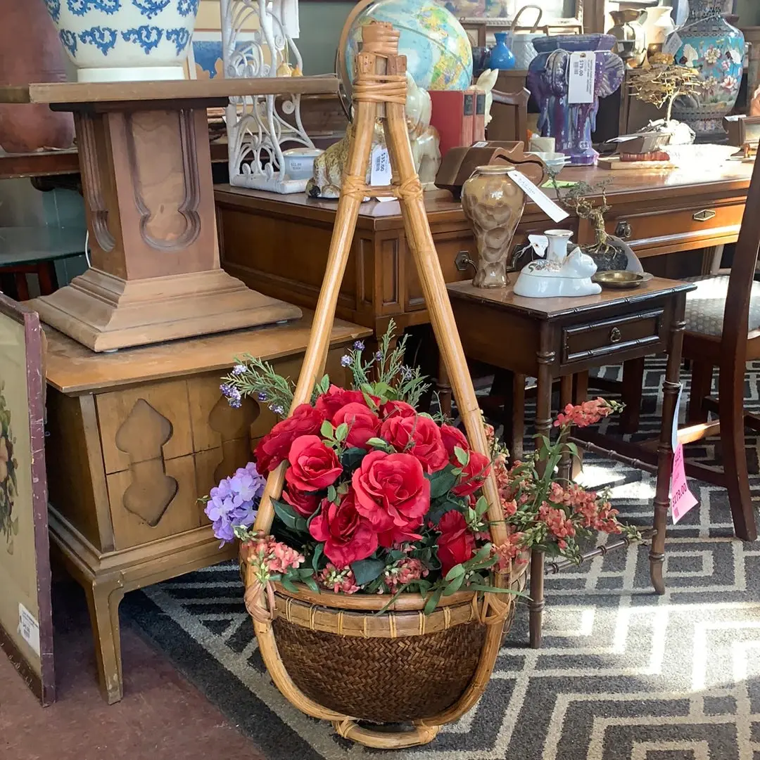 Large Rattan Planter Basket 1
