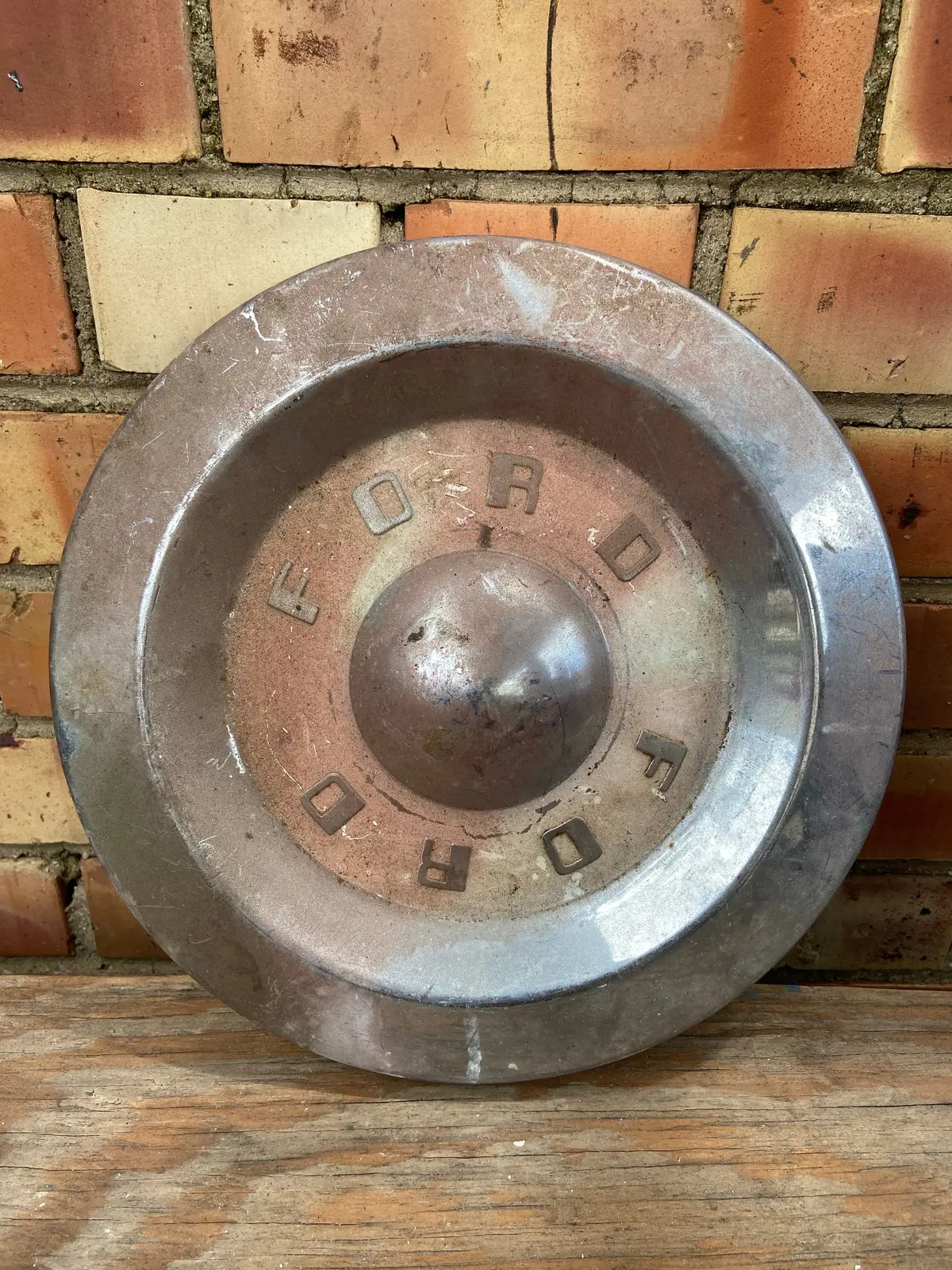 50S Ford Hubcap 1