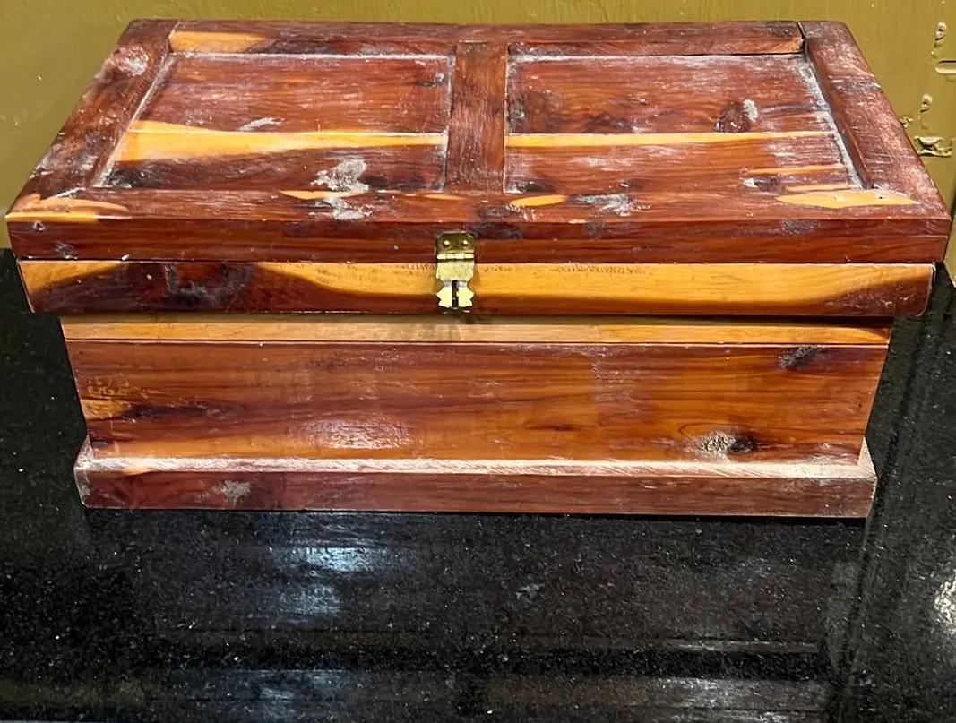 Large Cedar Box 1