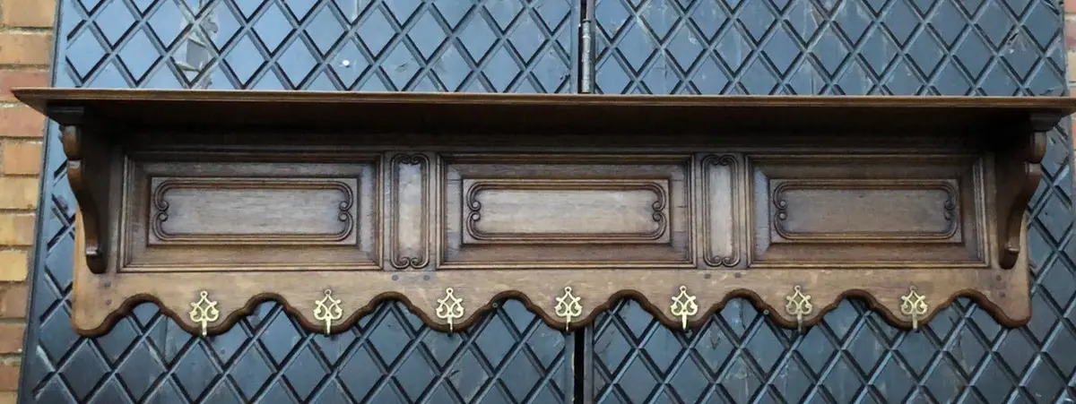 Large Oak Wall Shelf With Hooks 1