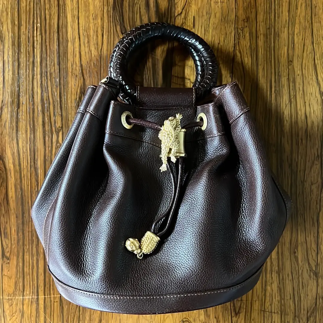 Brown Purse With Snake Handles And Frog Cinch 1
