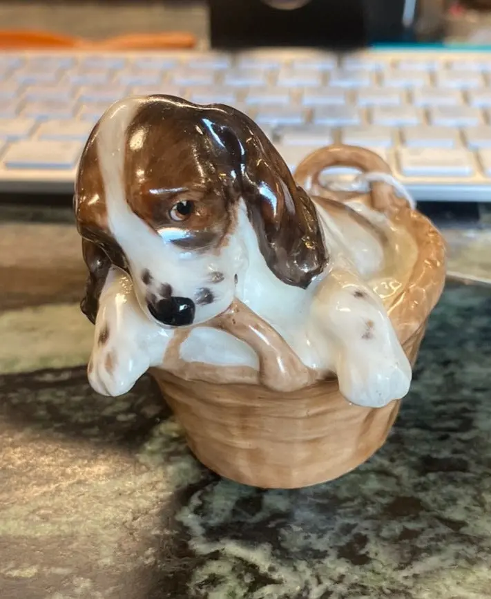 Royal Doulton Puppy In Basket 1