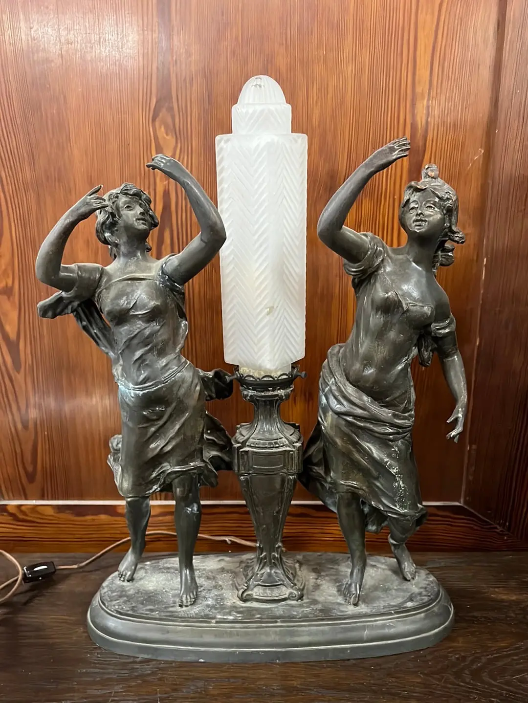 1920'S Spelter 2 Figures Lamp 1