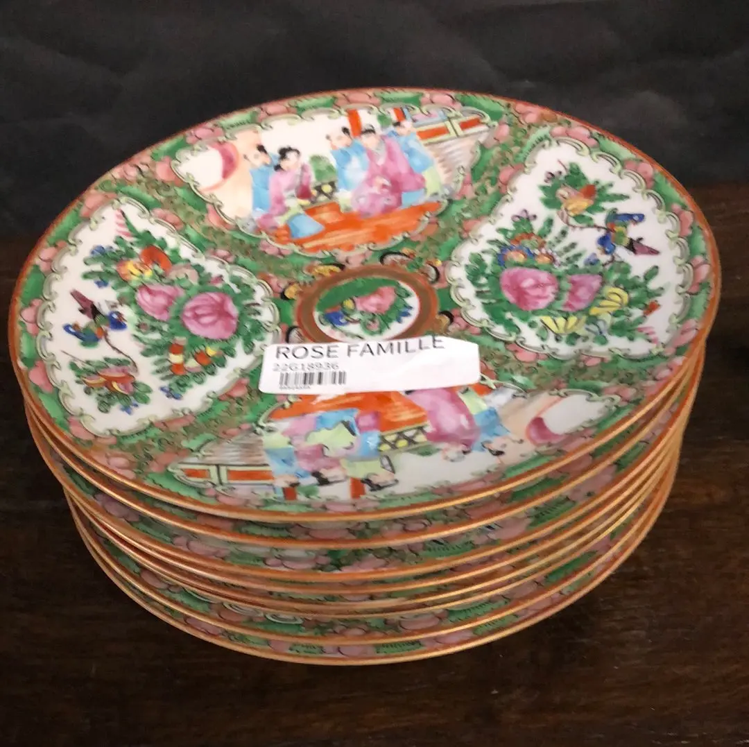 Set Of Eight Rose Famille Salad Plates 1