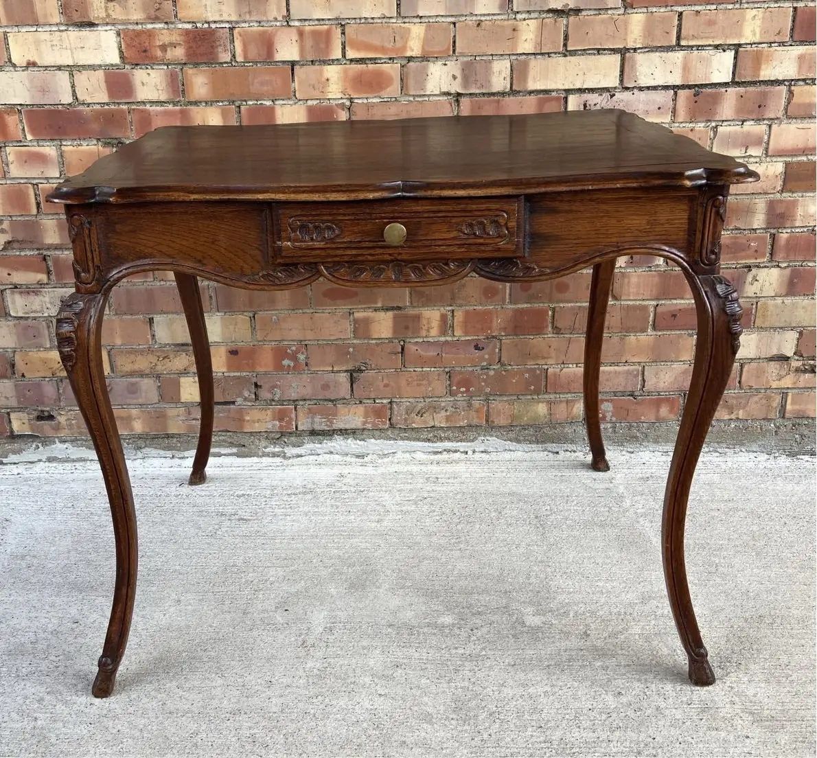 19Th Century Louis Xv Oak Writing Table With Hoof Feet 1