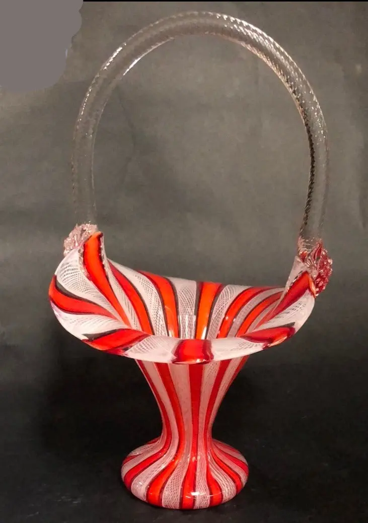 Latticino Pink And White Basket With Handle 1