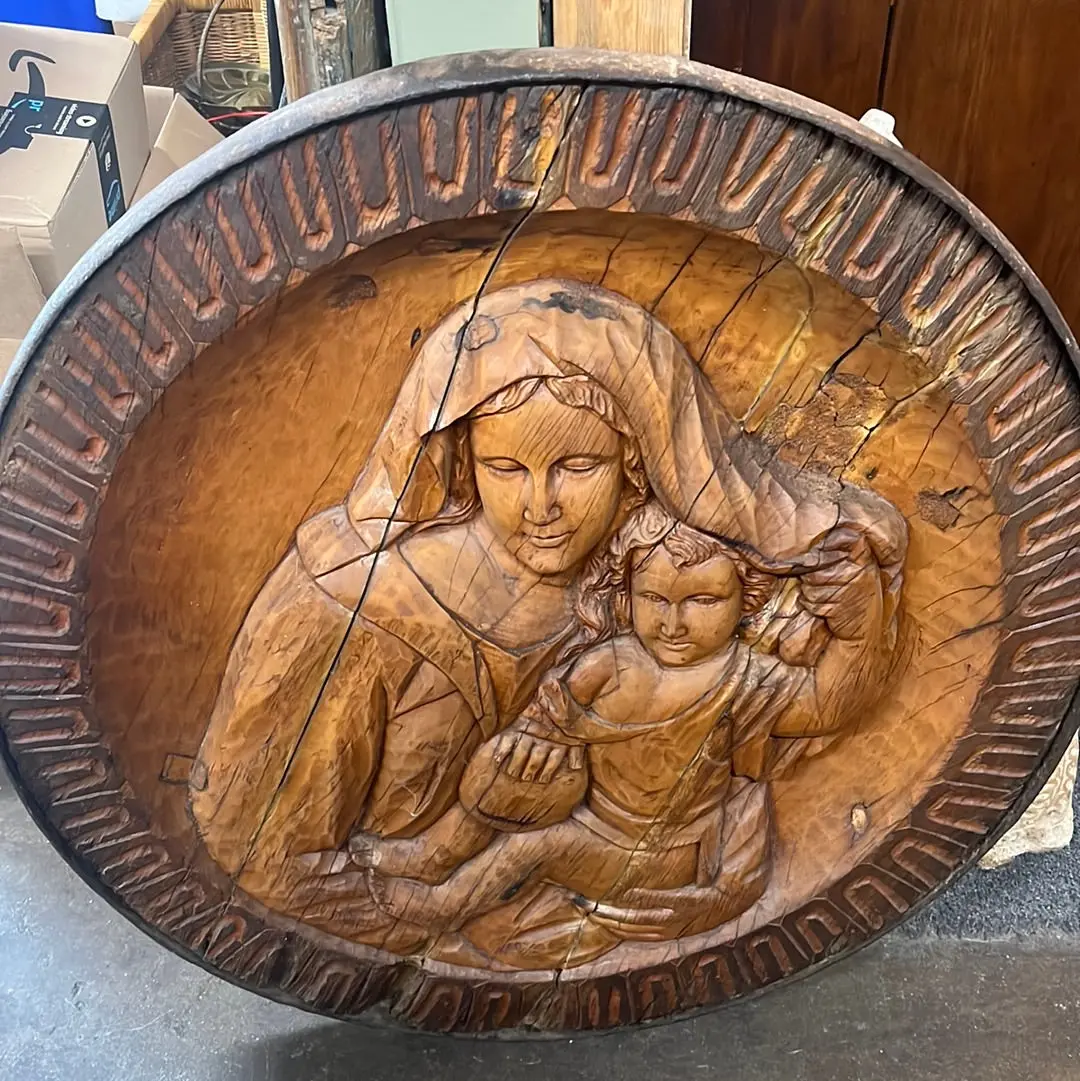 Large Round Mary And Jesus Carved Plaque 1