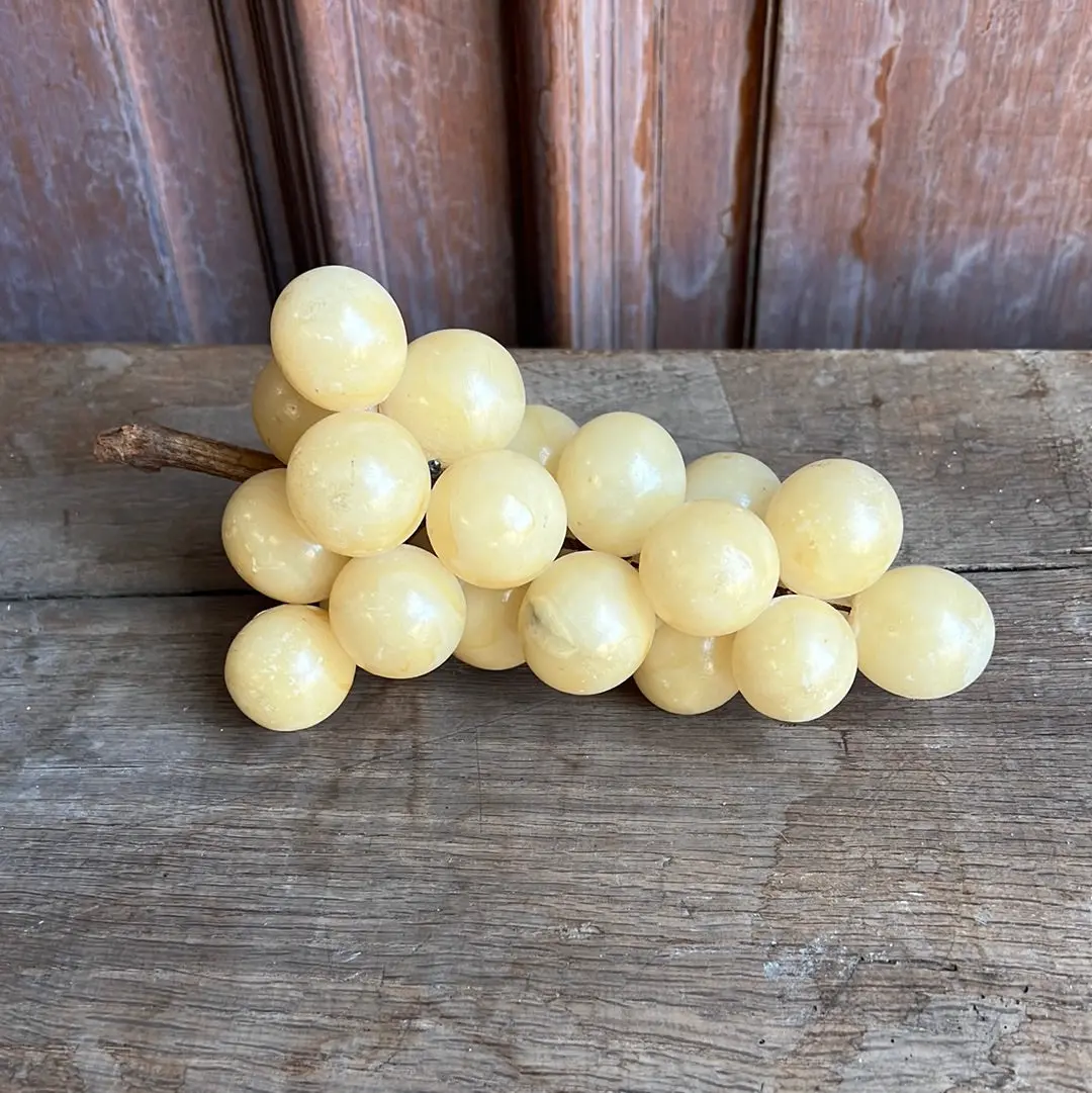 Alabaster Grape Cluster - Each 1