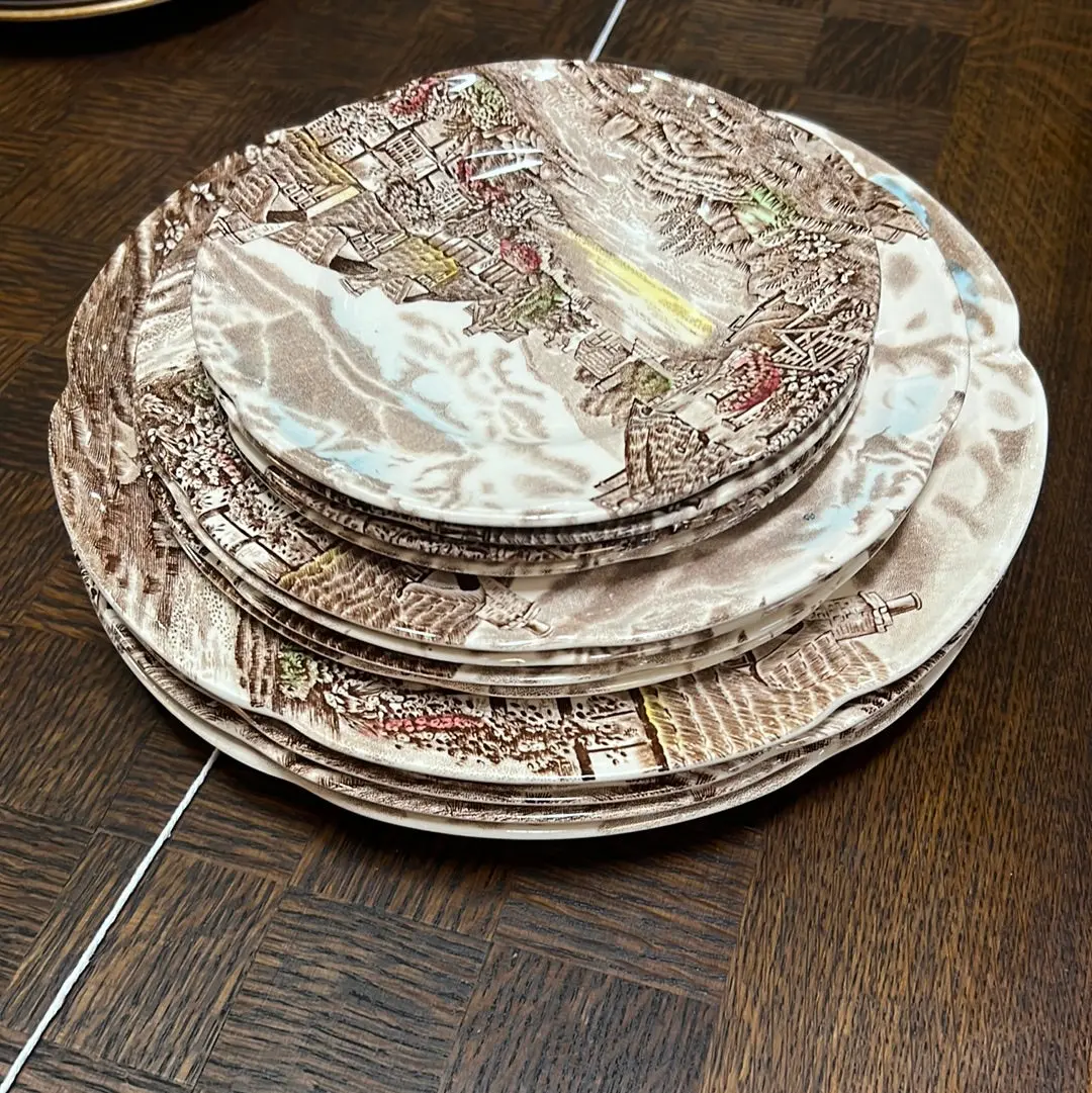 Set Of 4 Each Johnson Brothers China Dinner, Salad And Bread Plates (12 Total) 1