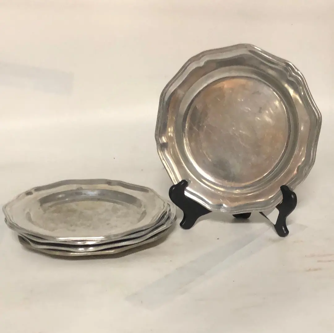 Set Of 6 Scalloped Pewter Plates 1