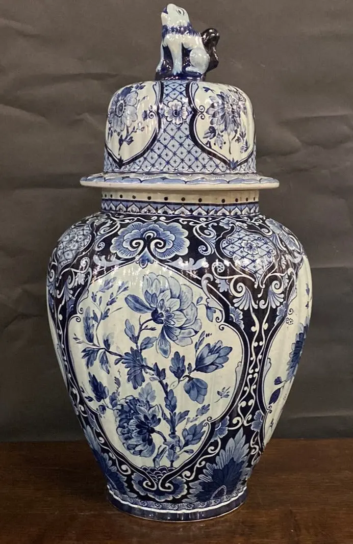 Delft Large Ginger Jar 1