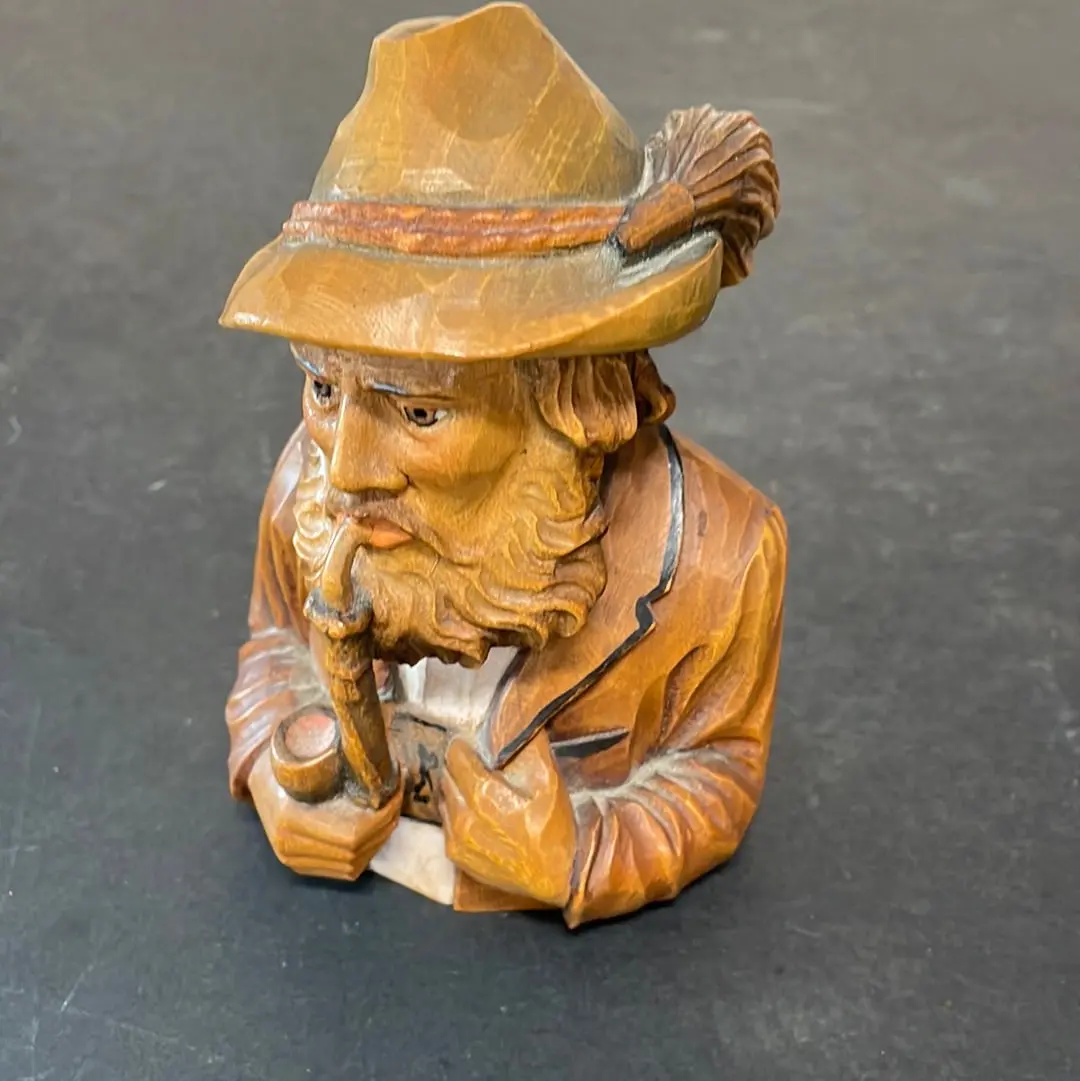 Barvarian Carved Bust Of Man In Hat With Pipe 1
