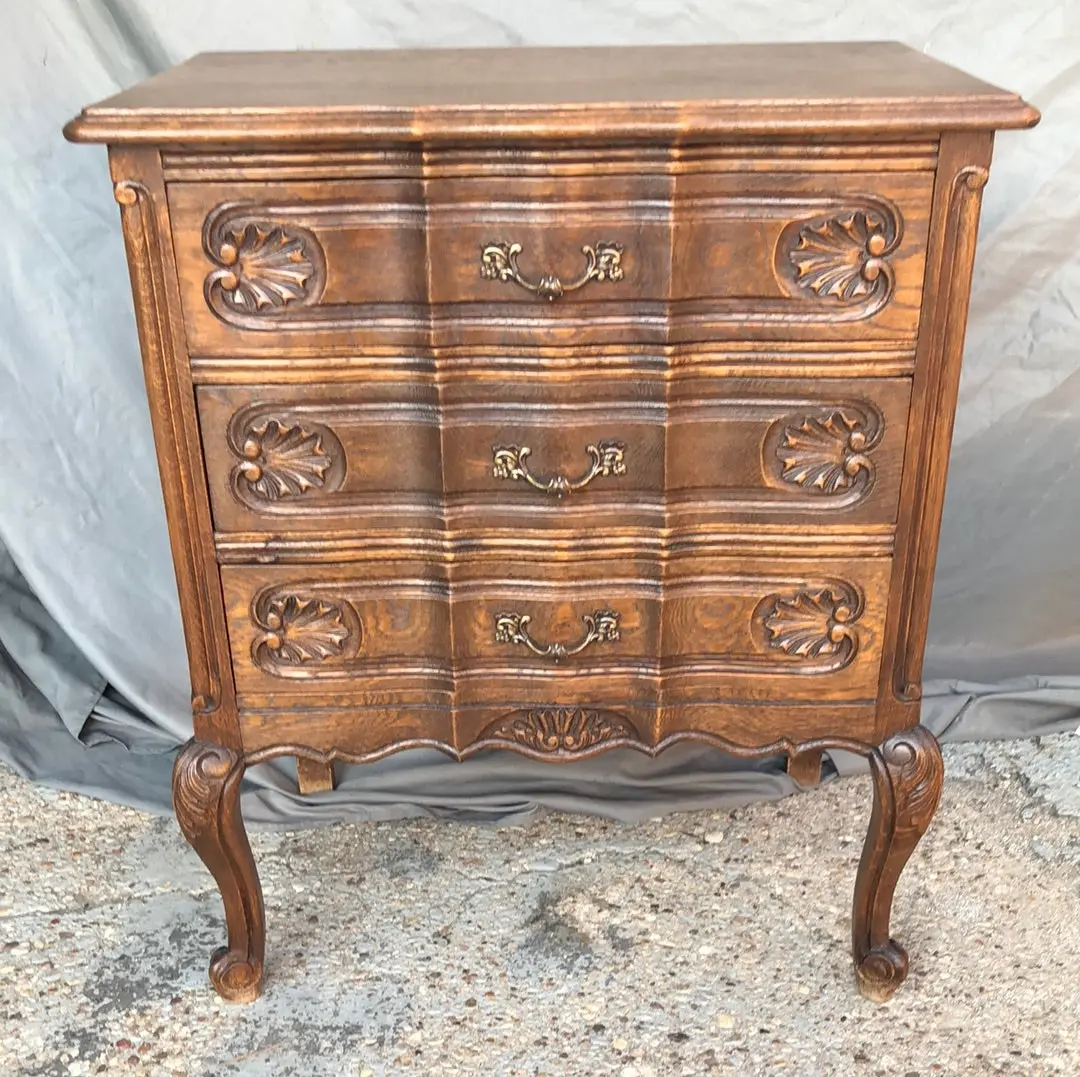 Dark Oak Medium 3 Drawer Country French Chest 1