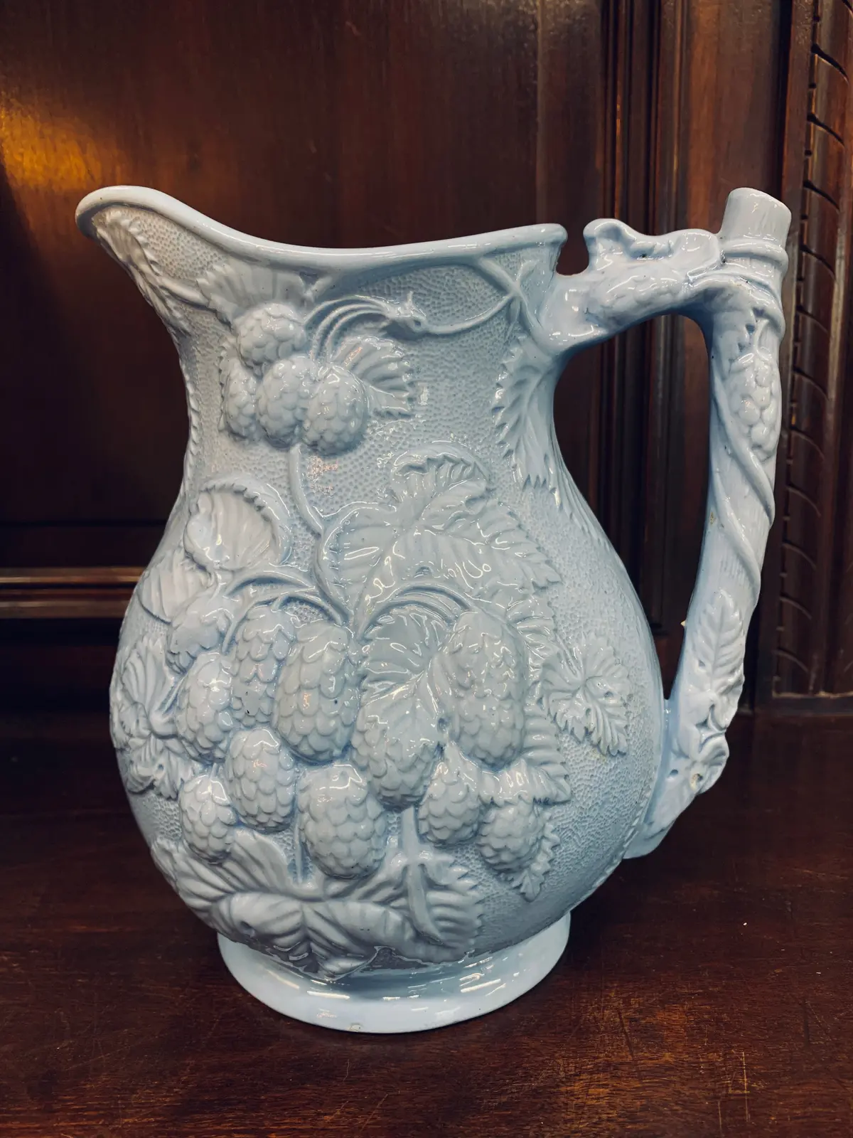 19Th Century Cornflower Blue Staffordshire Pitcher With Strawberries 1