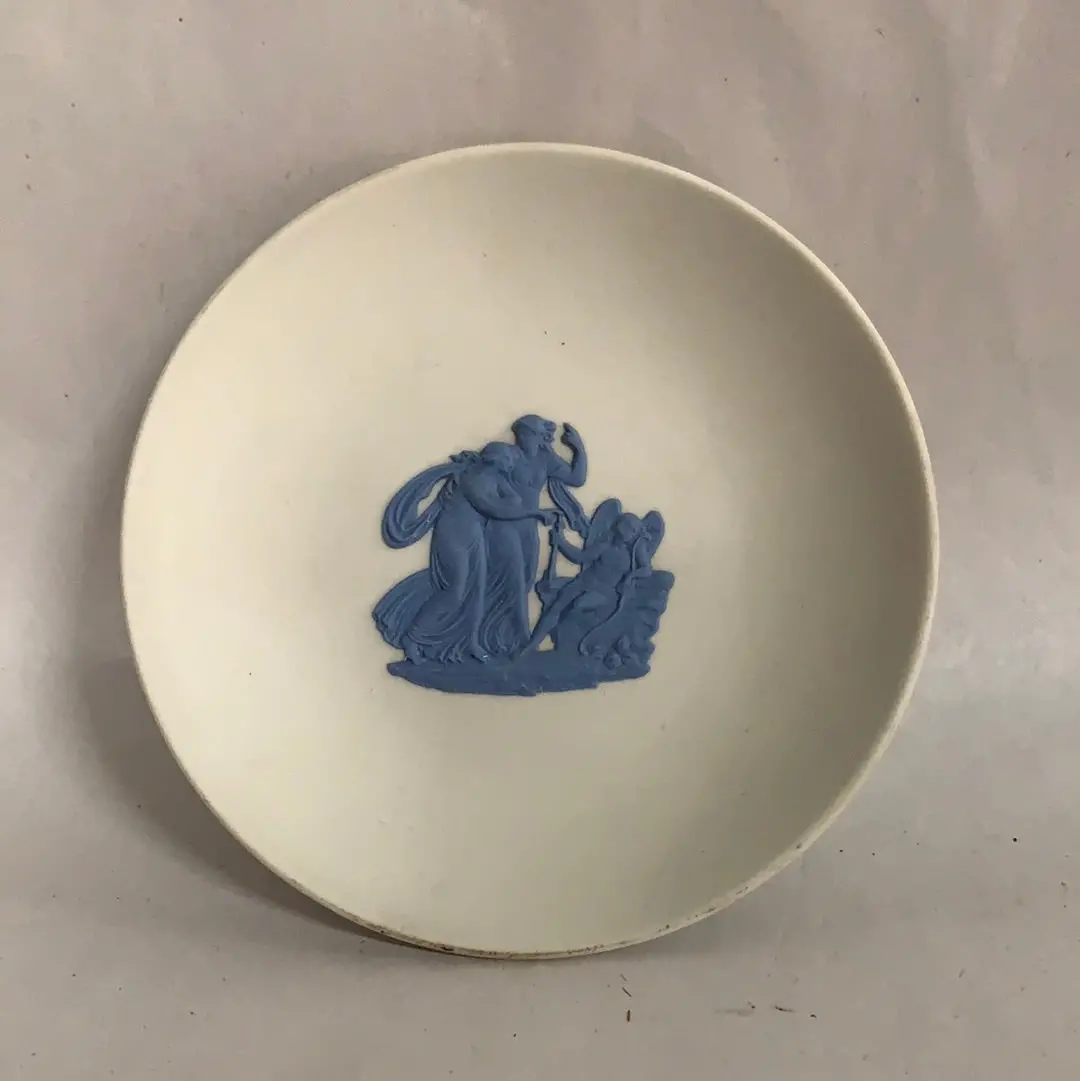 Small White Wedgwood Jasperware Dish 1