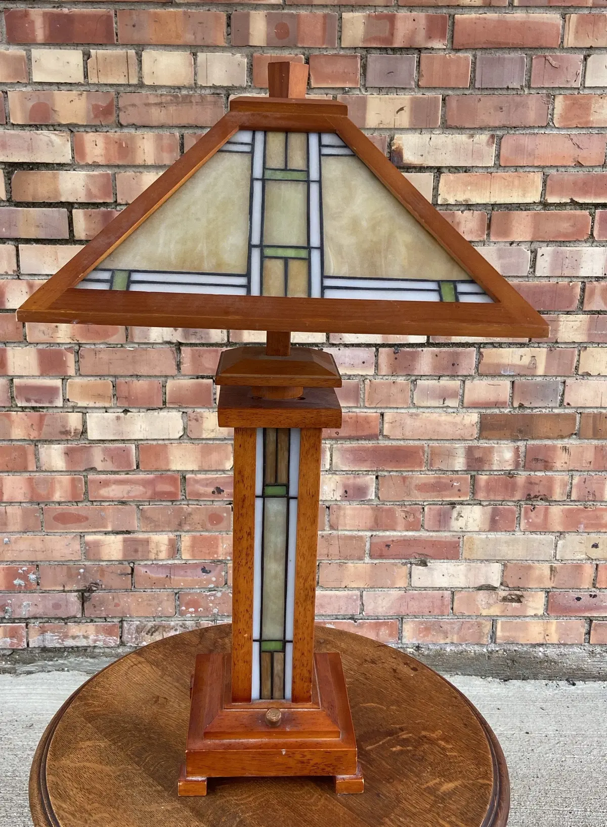 Mission Style Stained Glass Lamp 1