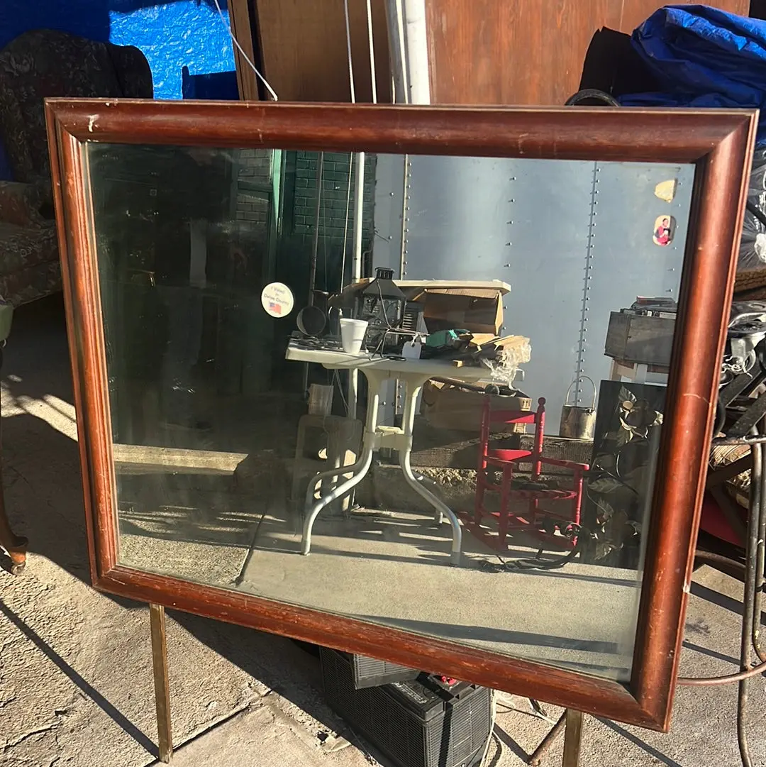Rectangular Mirror In Wooden Frame 1