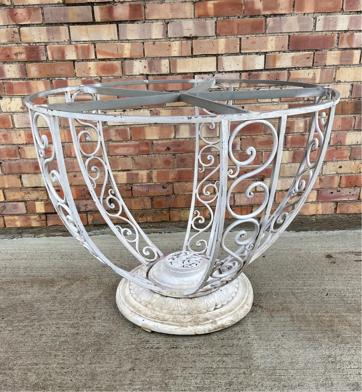 Round Metal And Composition Table Base 1