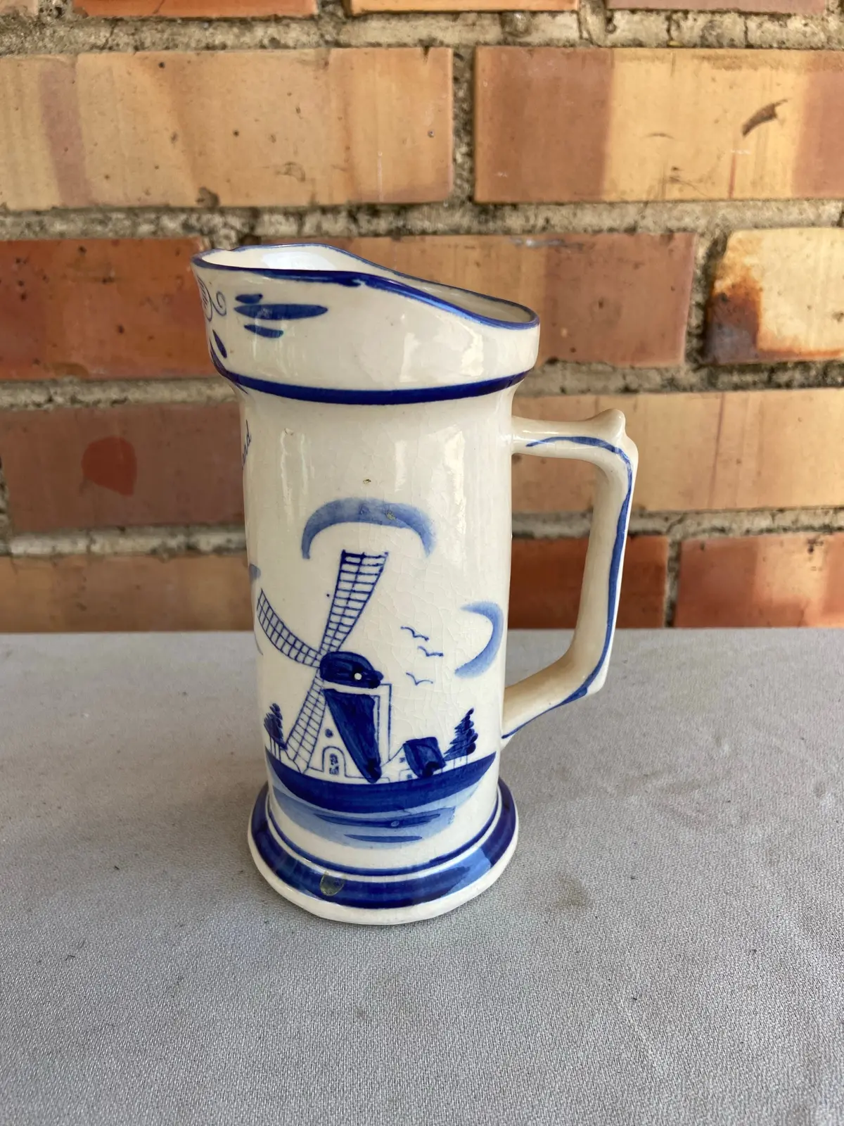 Cylinder Delft Pitcher With Windmill 1