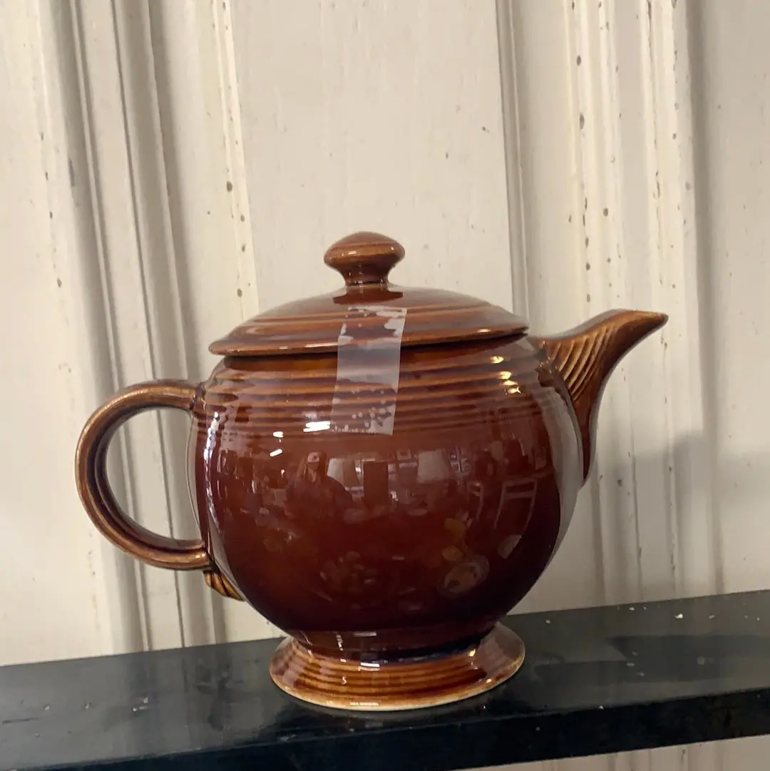 Brown Fiesta Tea Pot 1