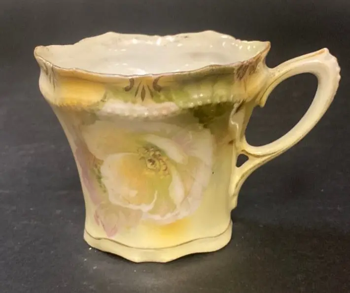 R.S. Prussia White Rose Demitasse Cup 1