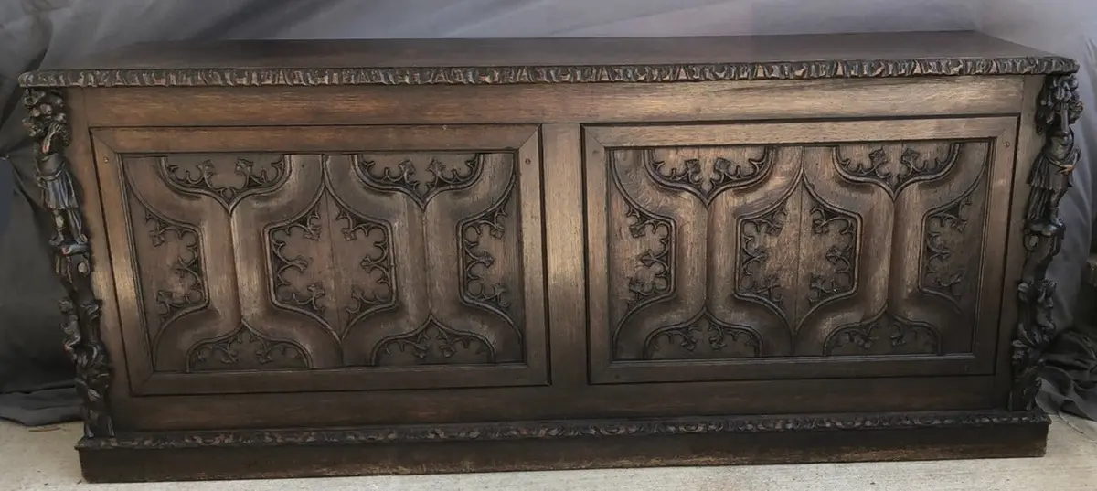 Large Dark Oak Gothic Coffer 1
