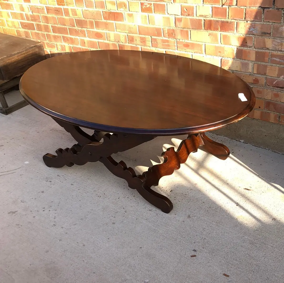 Large Oval Coffee Table With X Form Base 1