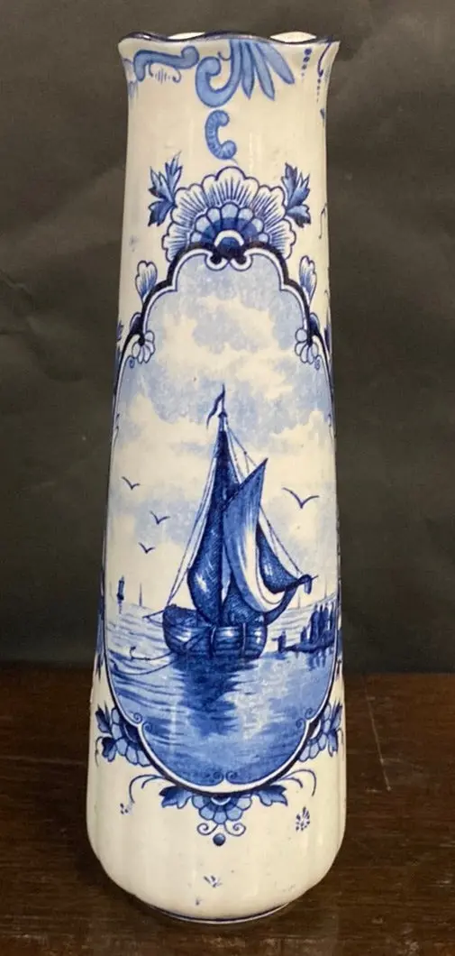 Tapered Delft Vase With Ship 1