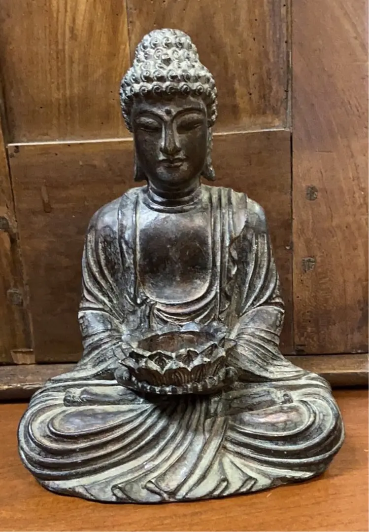 Asian Composition Buddha - Not Old 1