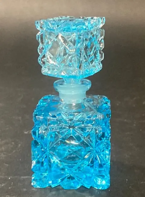 Small Blue Square Perfume 1