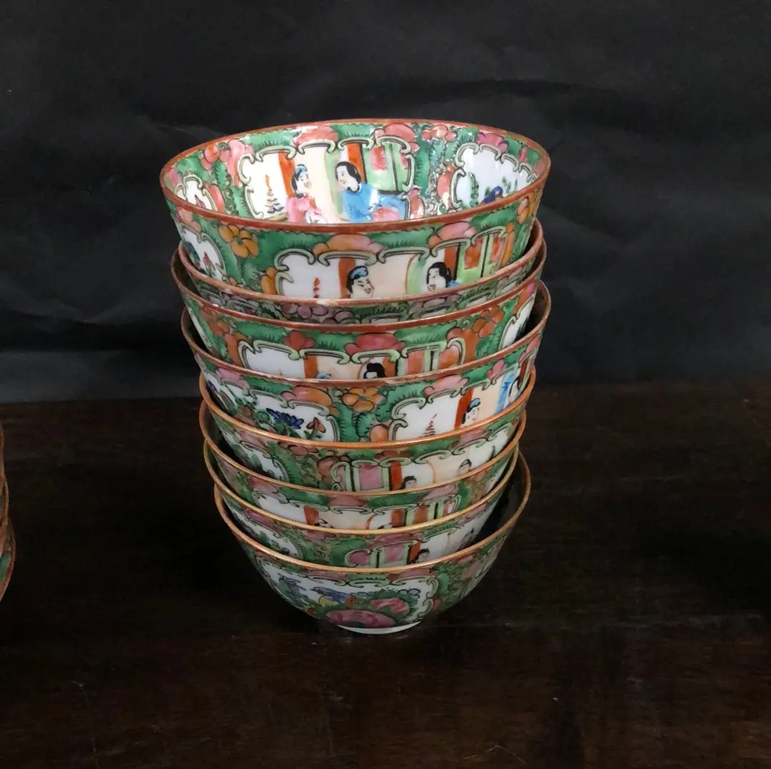 * Set Of 8 Rose Famille Rice Bowls Added To Sold Lot 1