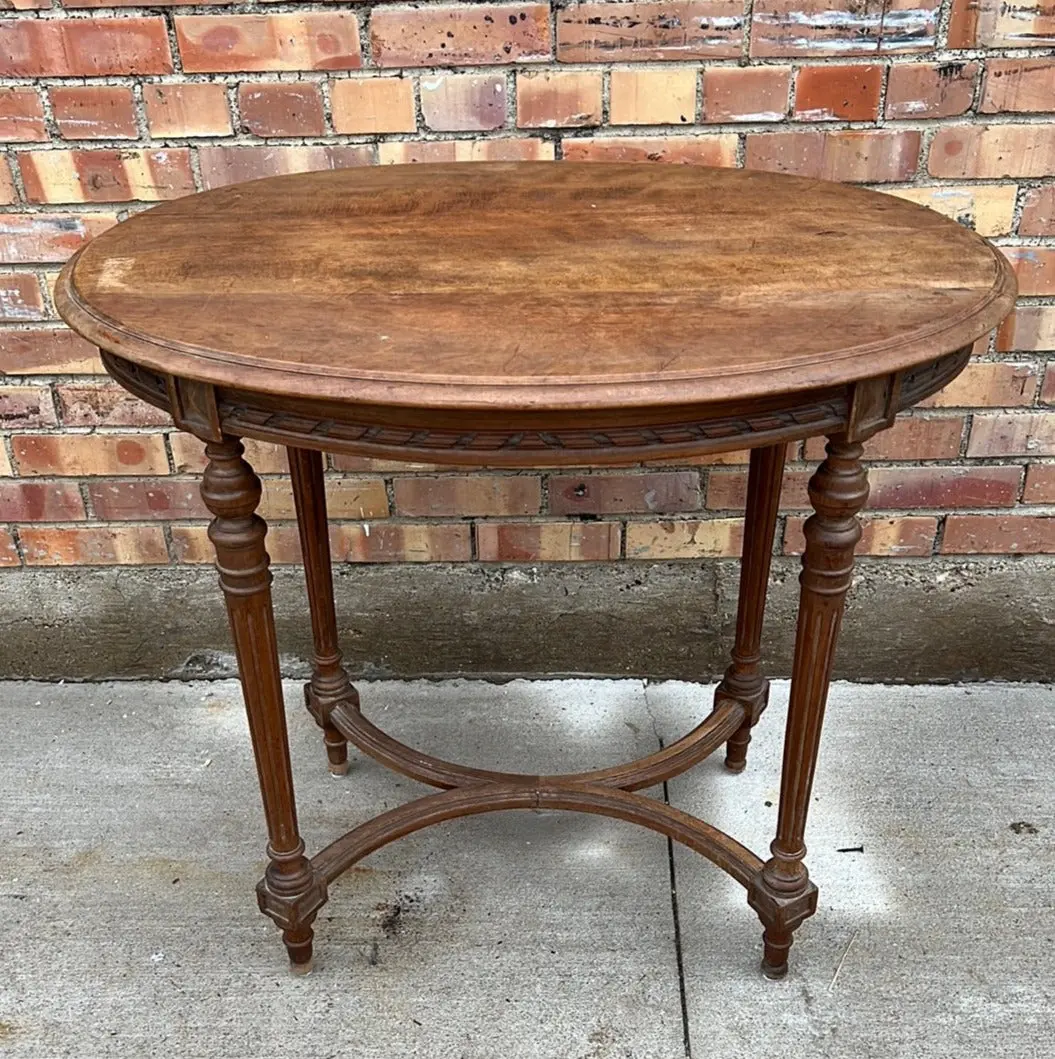 Oval Louis Xvi Lamp Table 1