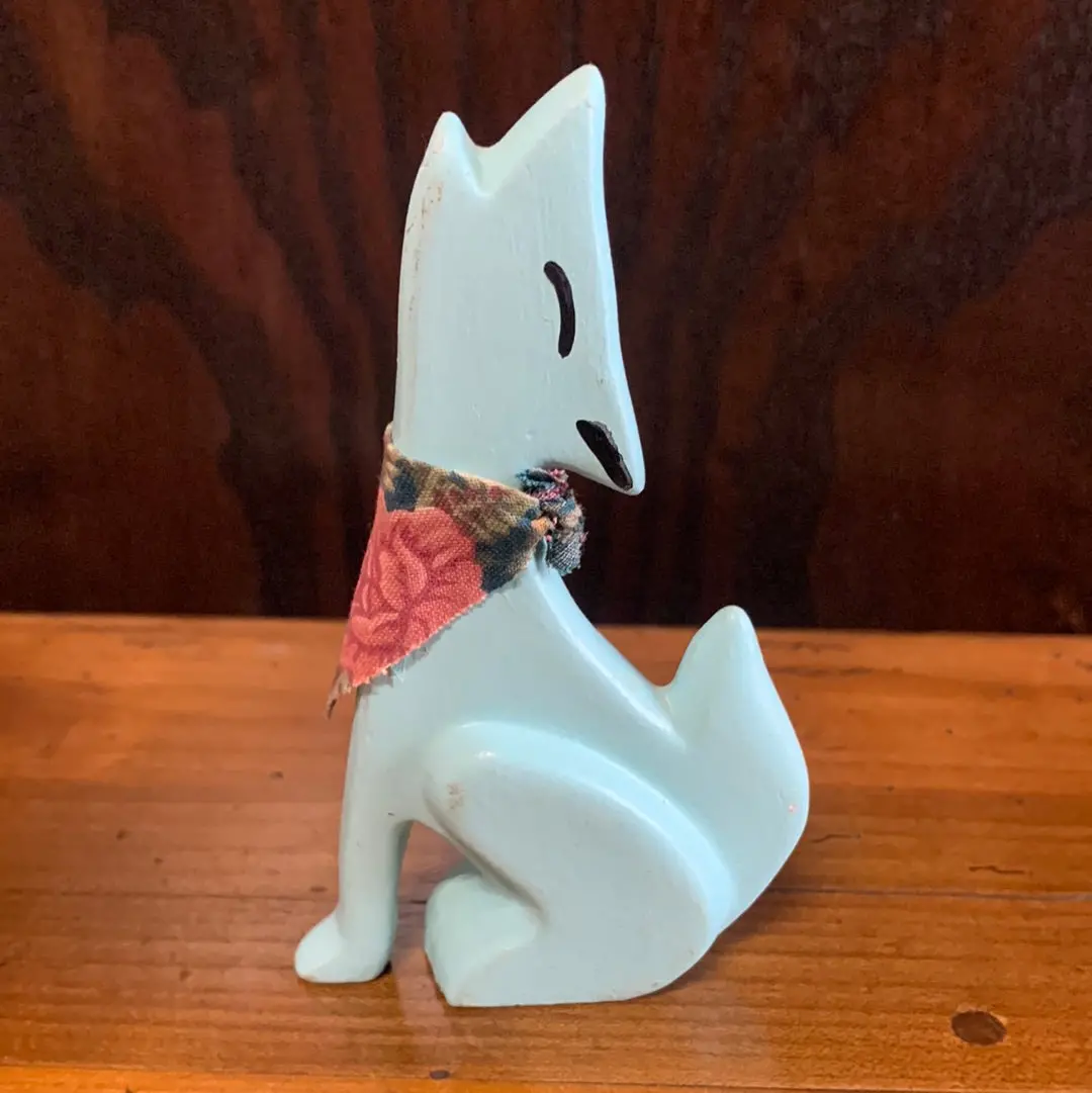 Wood Coyote Figure 1