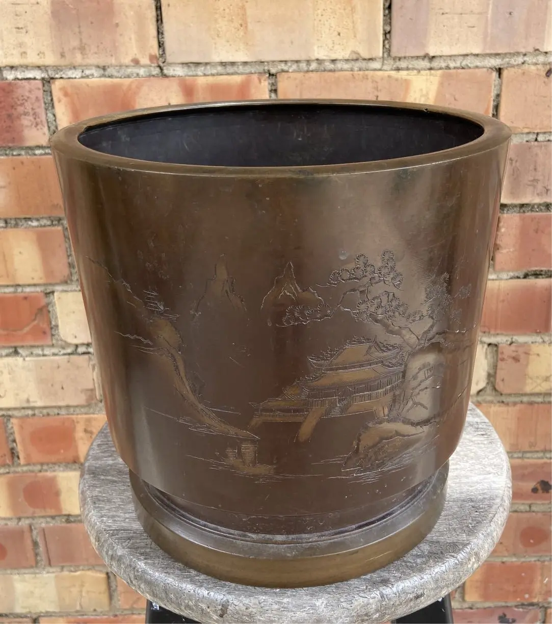 Round Bronze Footed Metal Planter 1