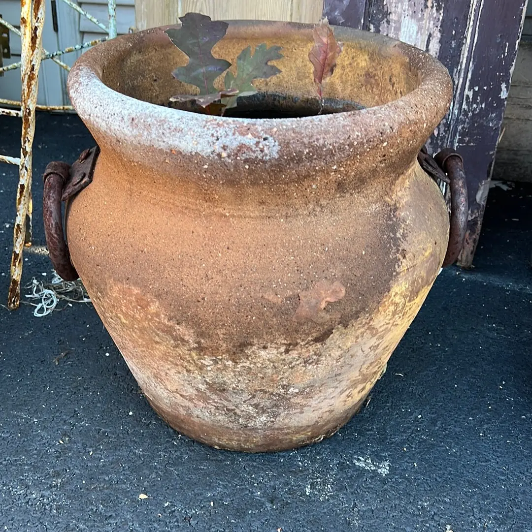 Terra Cotta Planter With Metal Rings 1