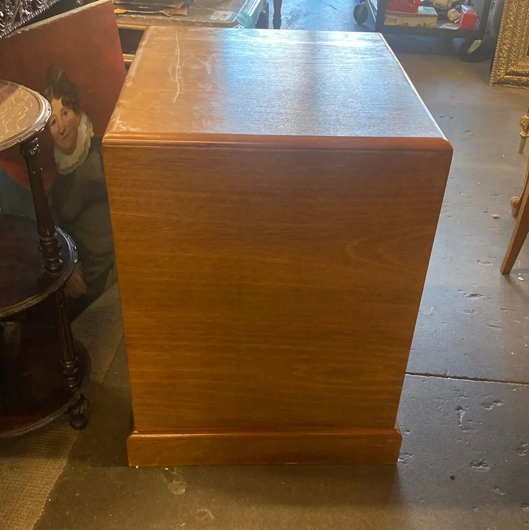 Large Solid Wood Square Pedestal 1