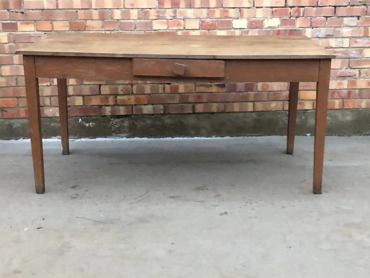Pegged 19Th Century Taper Leg Farmhouse Table With Drawer 1